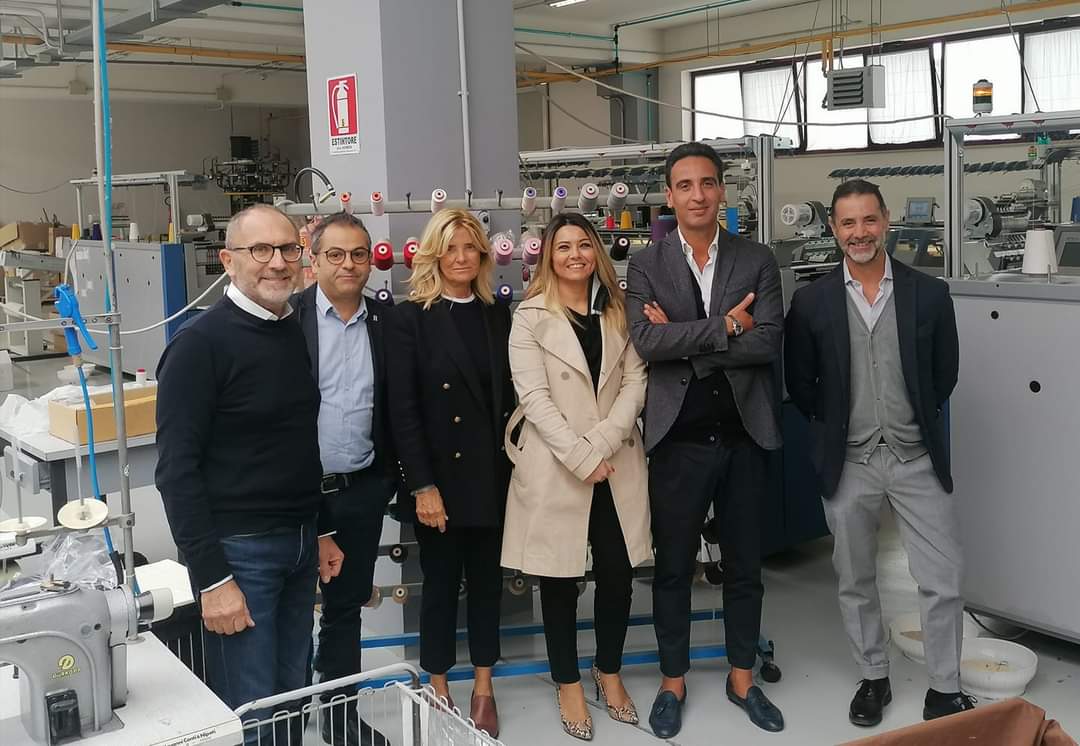 H2biz riattiva l'export con la Via della Seta. Luigi De Falco: 'E' il momento di rischiare, ripartiamo con 32 operazioni'